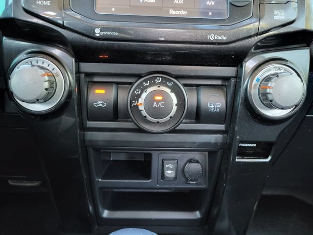 Used 2015 Toyota 4Runner Trail AWD/4WD image 18