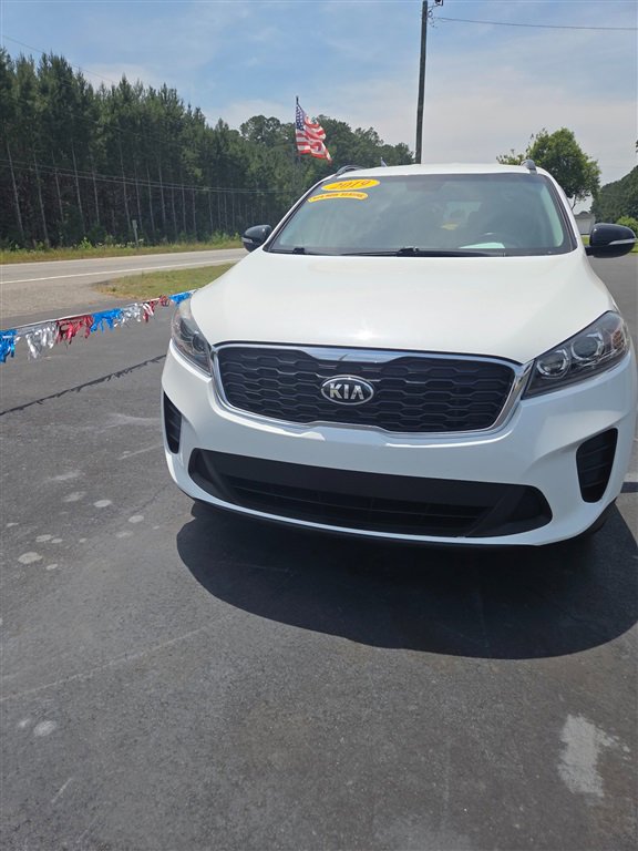 Used 2019 Kia Sorento S FWD image 2