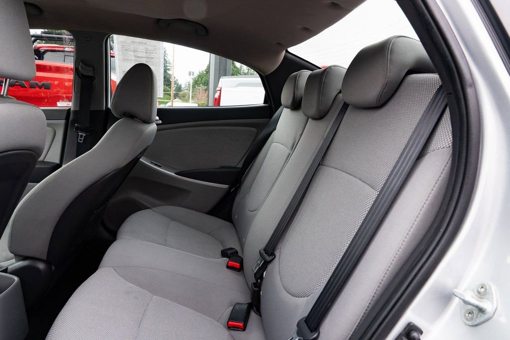 Used 2014 Hyundai Accent GLS image 17