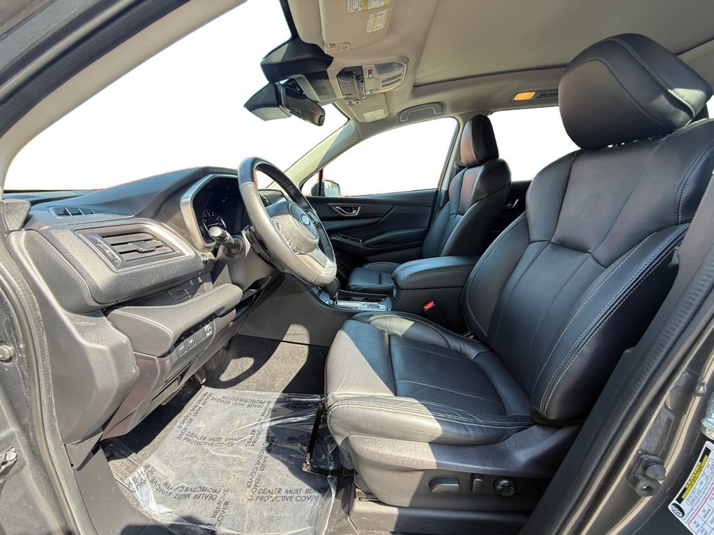 Used 2023 Subaru Ascent Limited w/ Technology Package AWD/4WD image 9