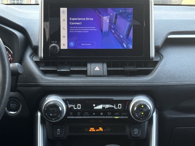 Used 2025 Toyota RAV4 XLE FWD image 17