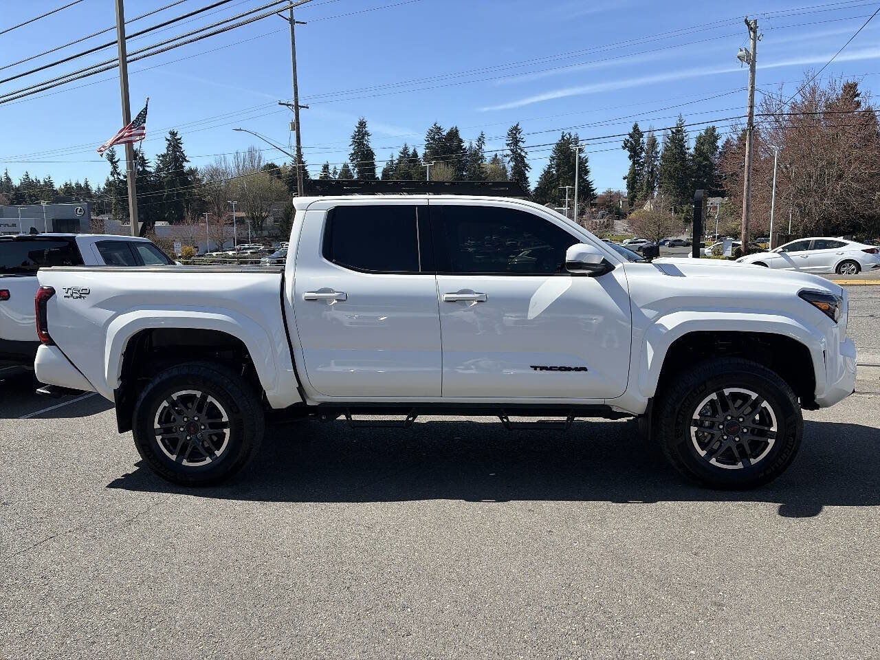 Used 2024 Toyota Tacoma TRD Sport w/ TRD Sport Upgrade Package AWD/4WD image 11