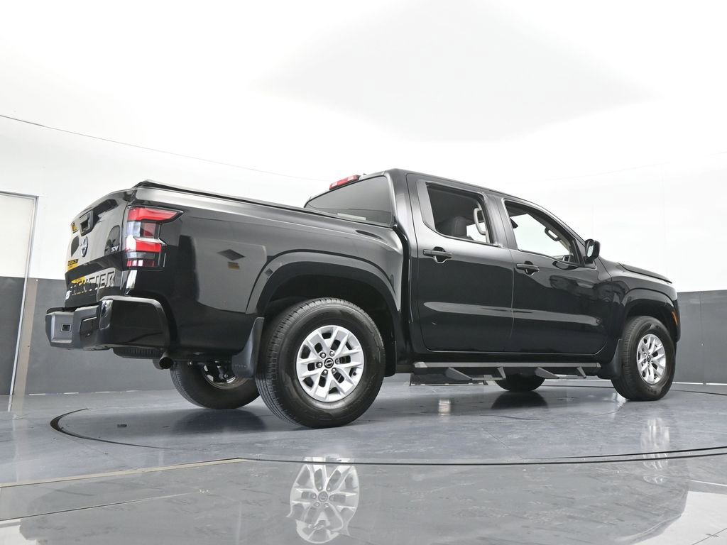 Used 2024 Nissan Frontier SV image 54