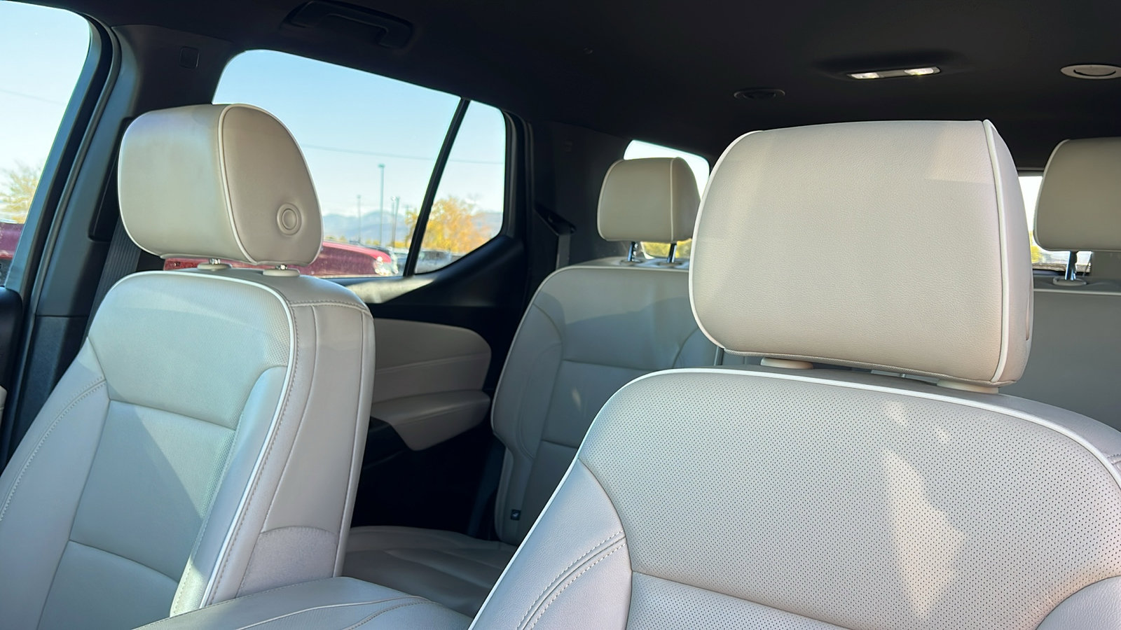 Certified 2023 Chevrolet Traverse Premier w/ LPO, Floor Liner Package image 20