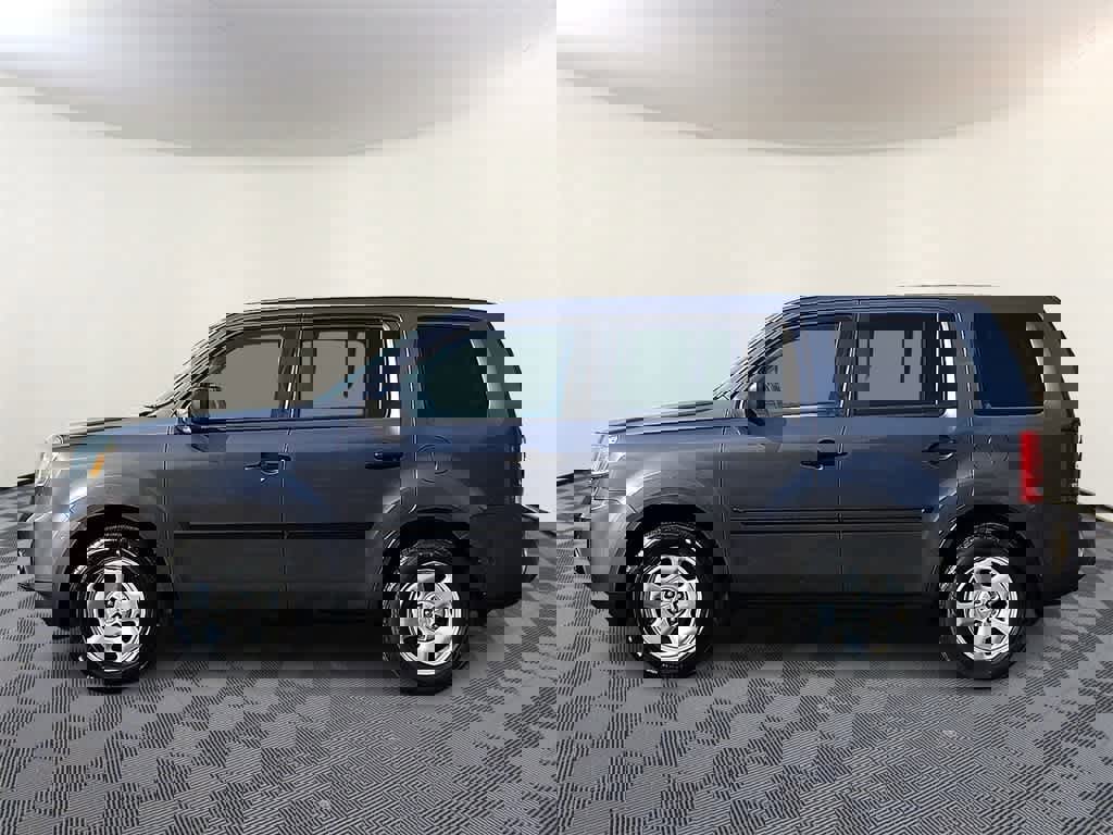 Used 2015 Honda Pilot LX image 6