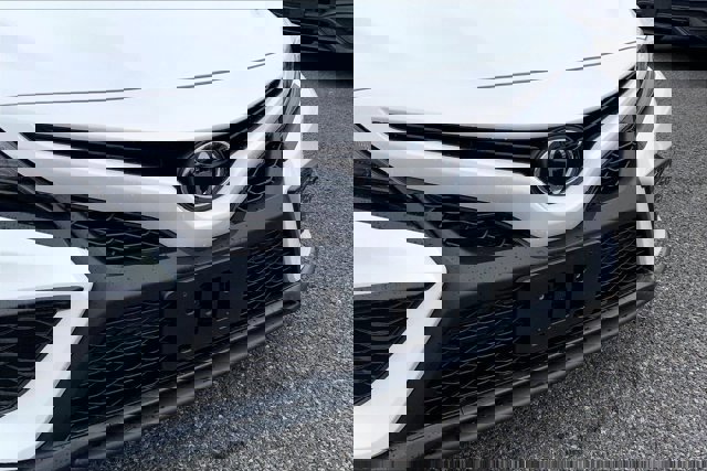 Used 2024 Toyota Camry SE image 29