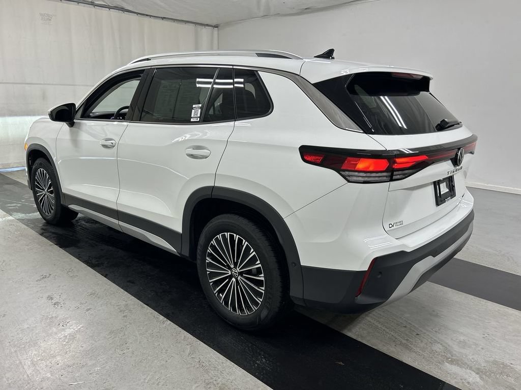 Certified 2026 Volkswagen Tiguan S w/ 18" Wheel Package AWD/4WD image 7