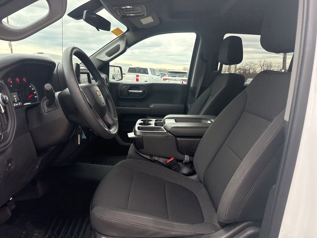 Used 2022 Chevrolet Silverado 1500 Custom image 5