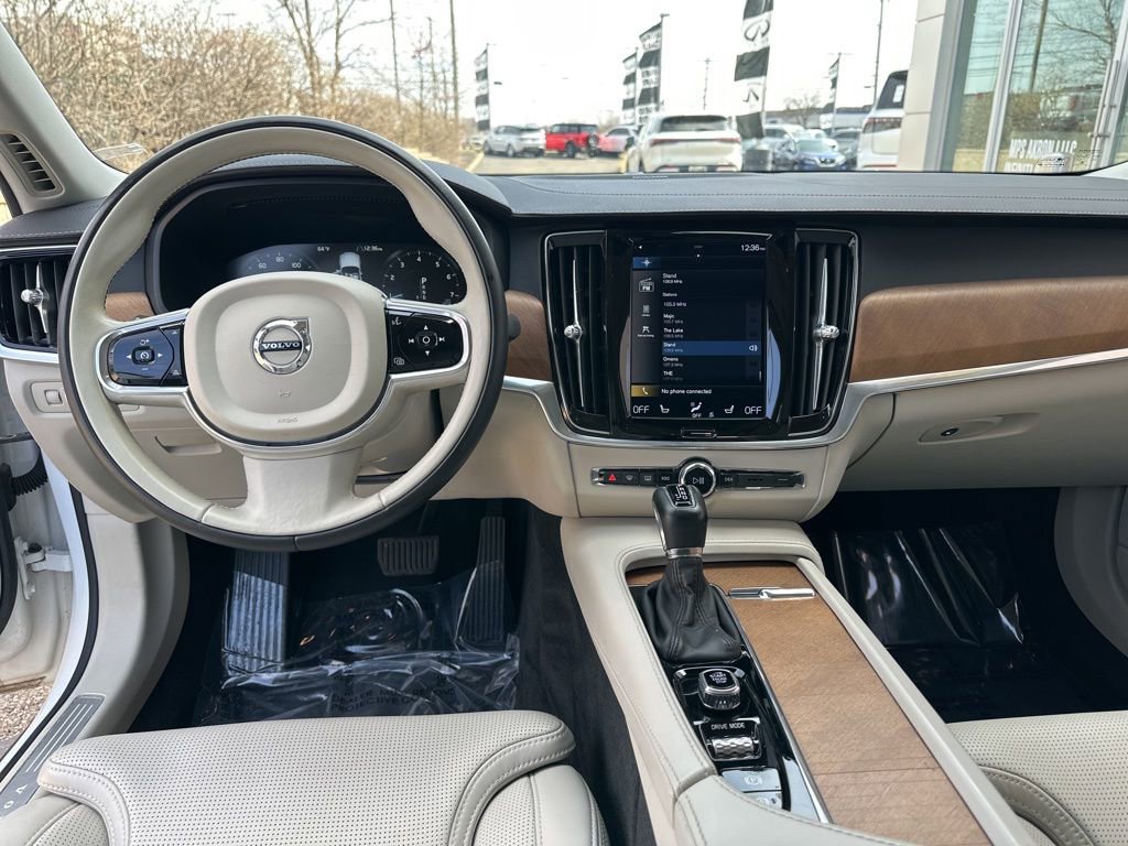 Used 2020 Volvo S90 T6 Inscription w/ Protection Package Premier image 47