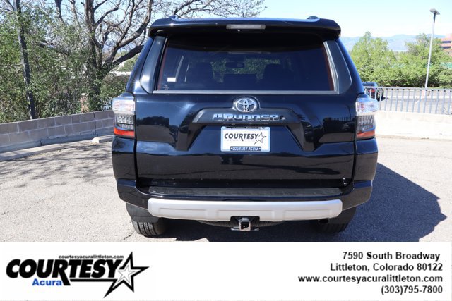 Used 2019 Toyota 4Runner TRD Off-Road Premium AWD/4WD image 5