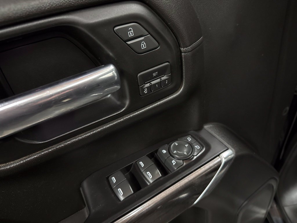 Used 2019 Chevrolet Silverado 1500 LTZ w/ LTZ Texas Edition AWD/4WD image 12