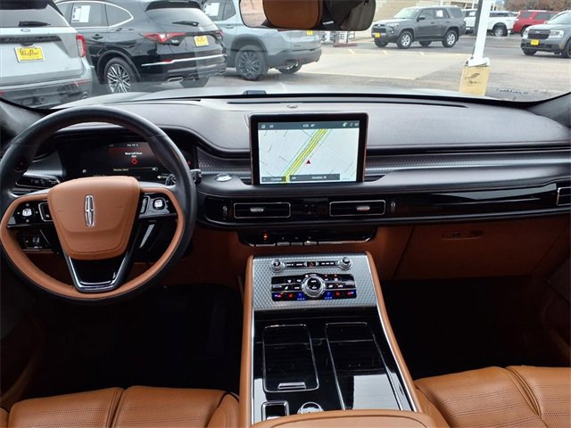 Used 2022 Lincoln Aviator Black Label image 4