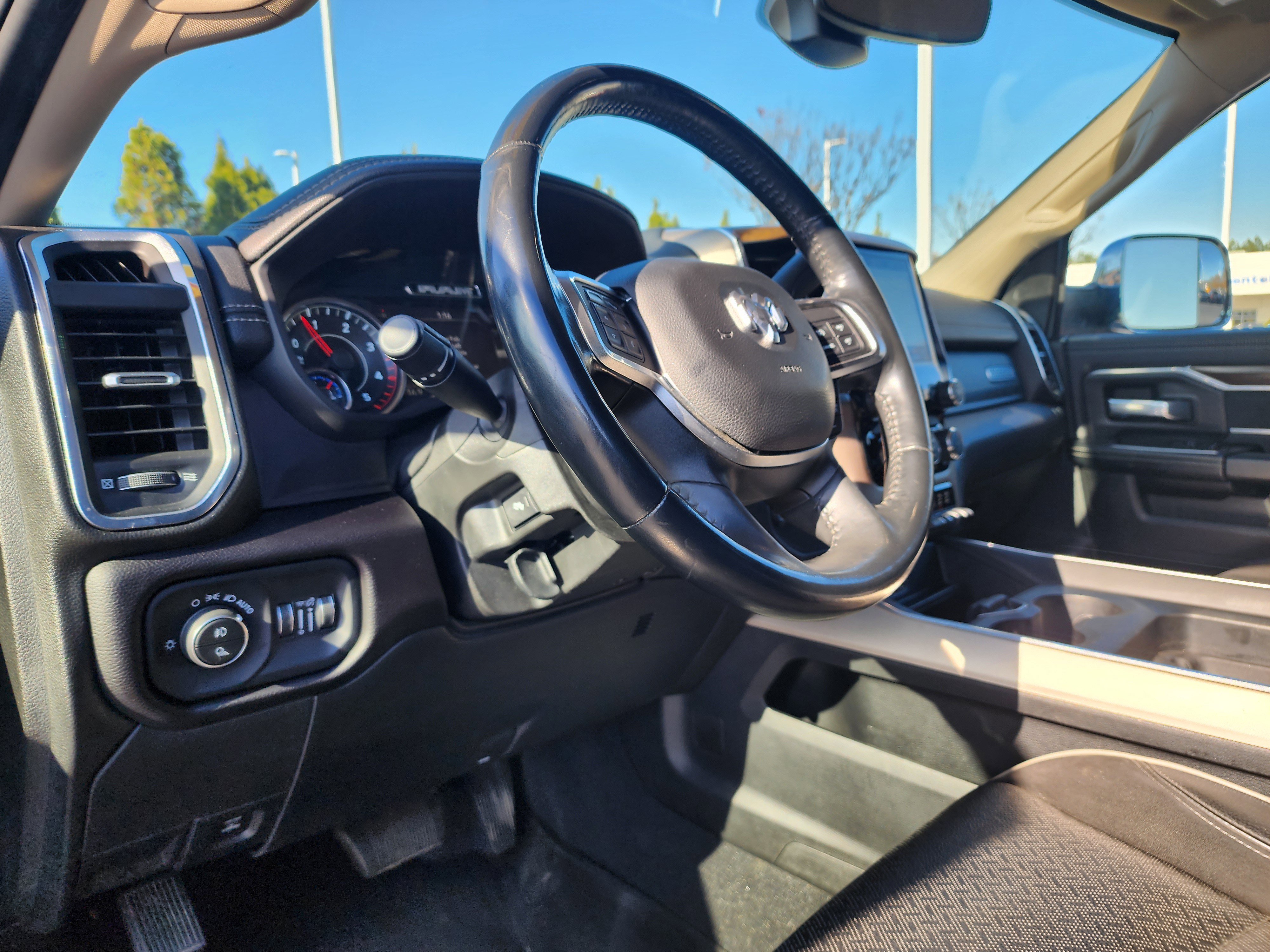 Used 2022 RAM 2500 Laramie w/ Body Color Bumper Group image 25