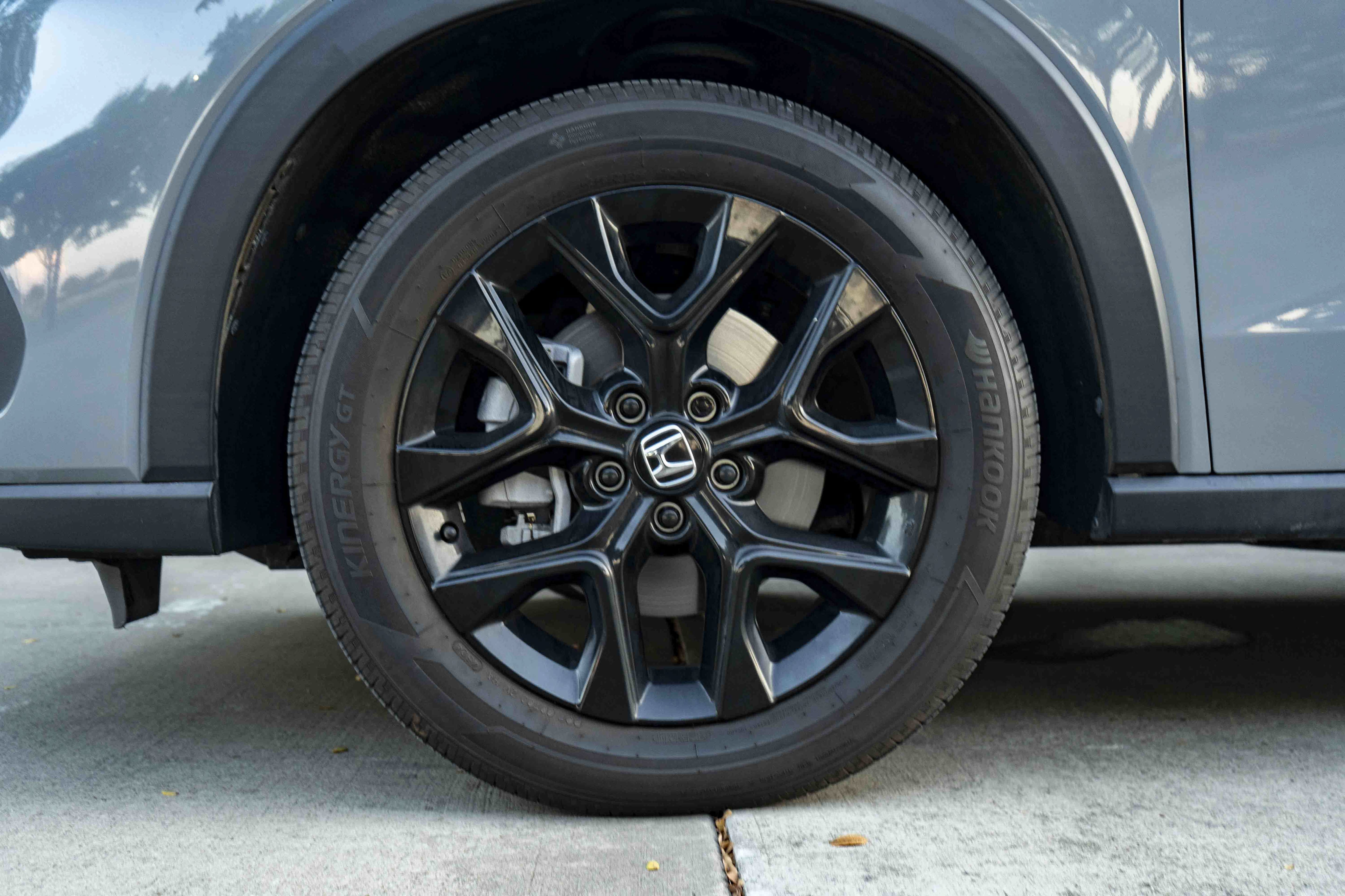 Certified 2025 Honda HR-V Sport image 14