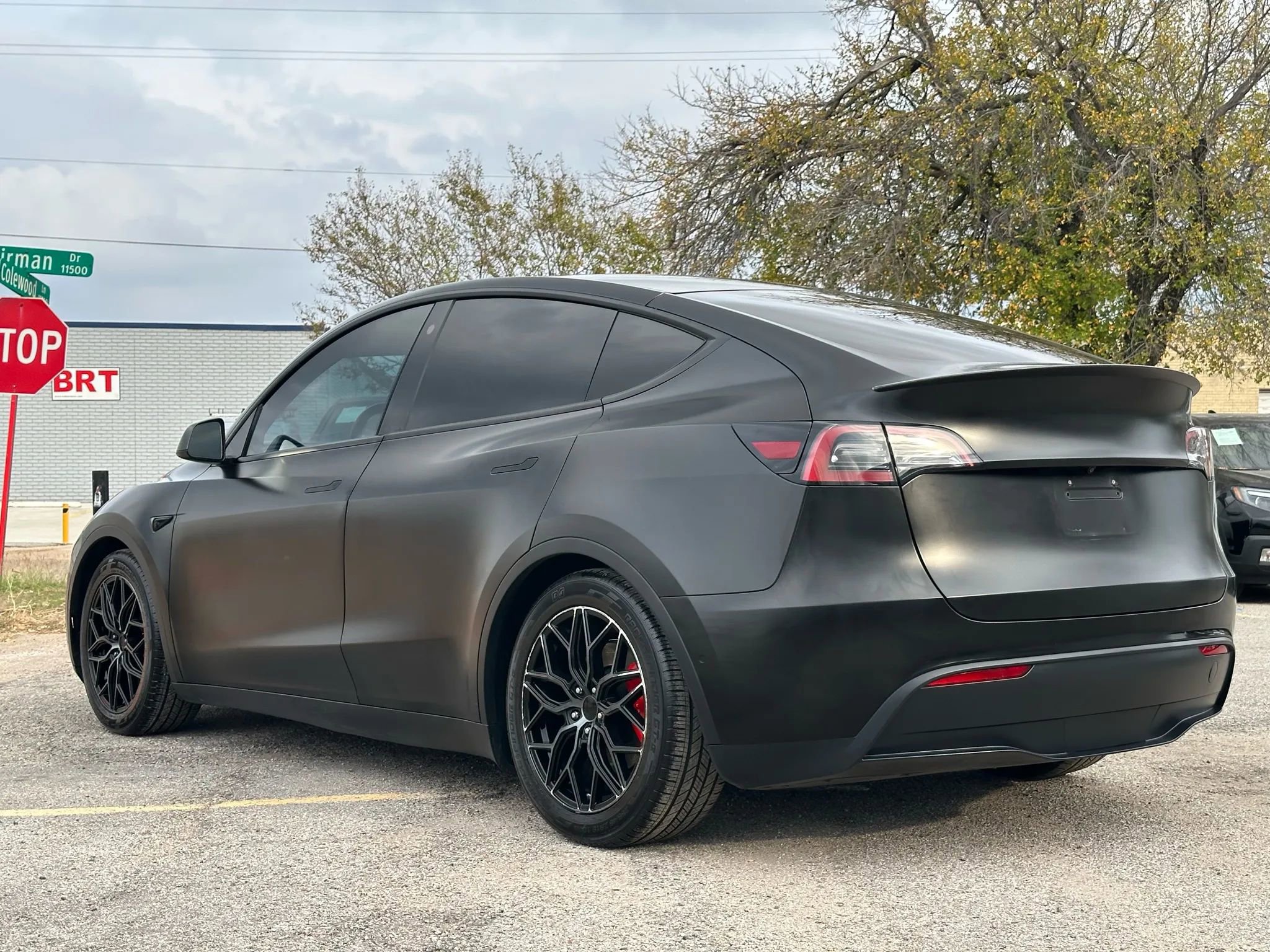 Used 2021 Tesla Model Y Performance image 4