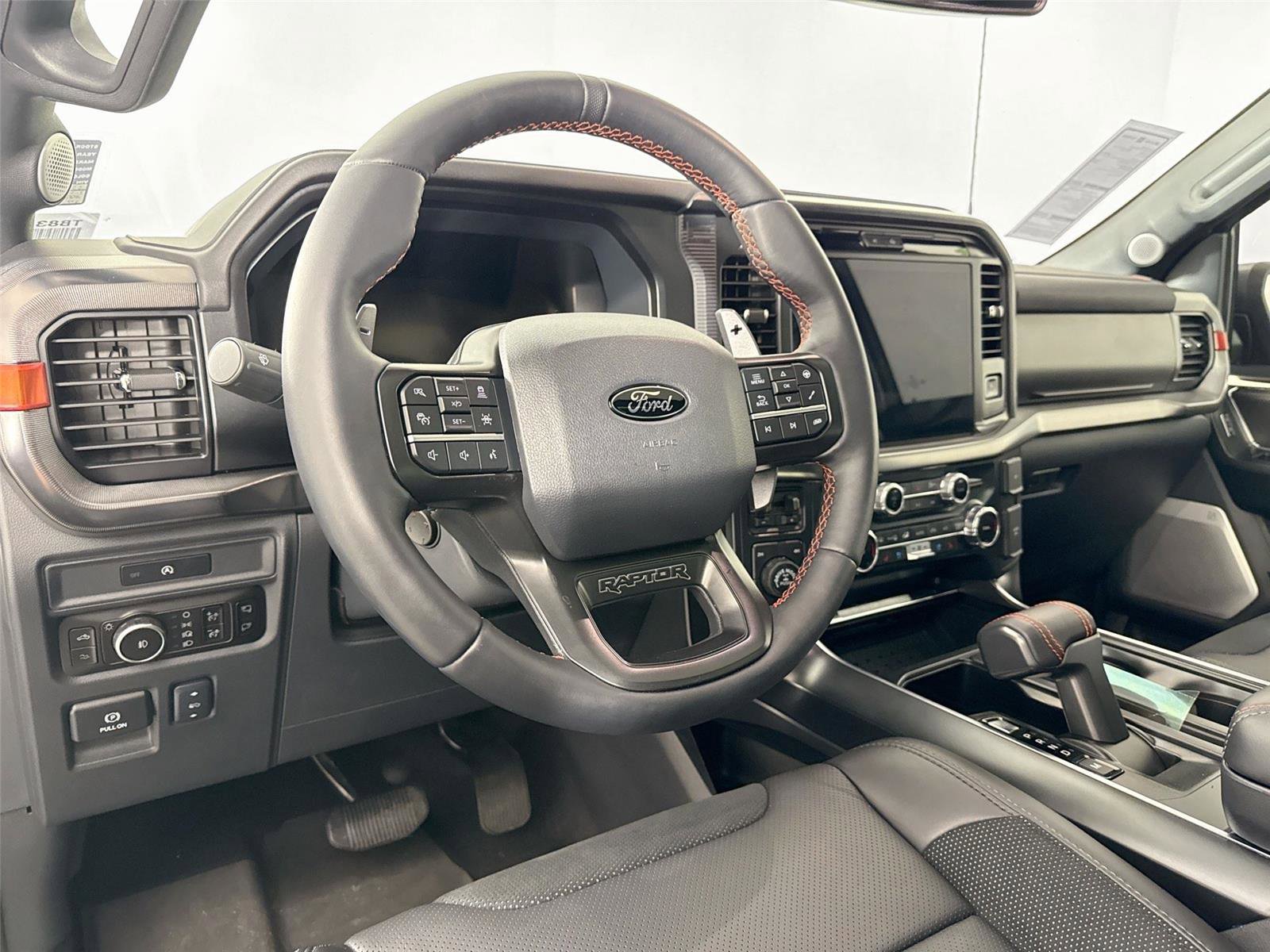 Used 2025 Ford F150 Raptor image 4