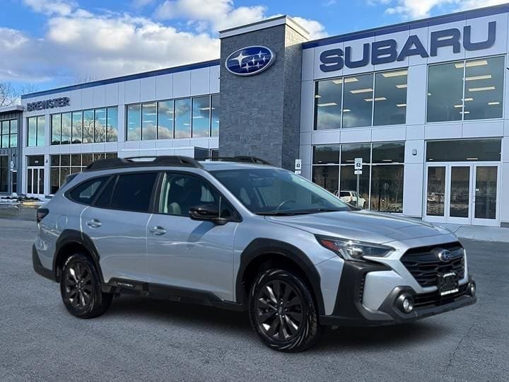 Certified 2025 Subaru Outback Onyx Edition AWD/4WD image 1