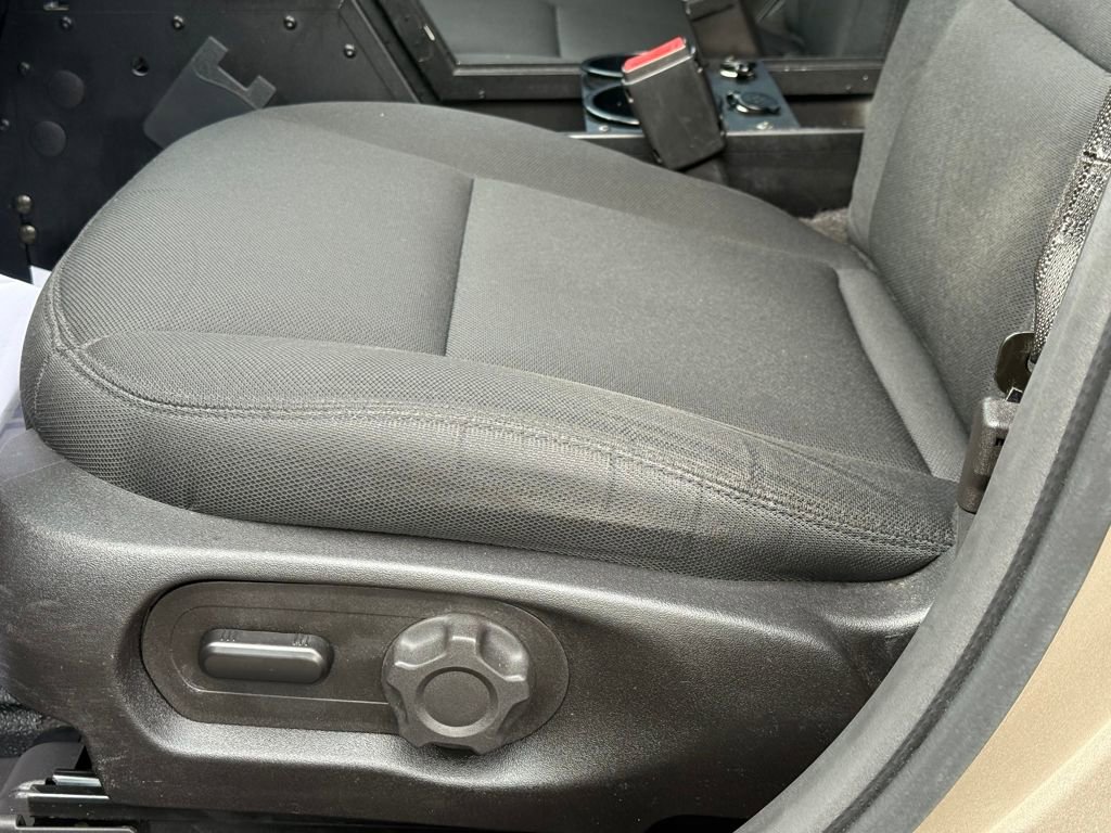 Used 2017 Ford Taurus Base image 20