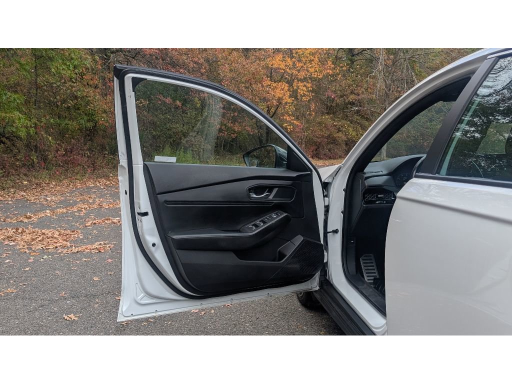 Used 2023 Honda Accord Sport image 9