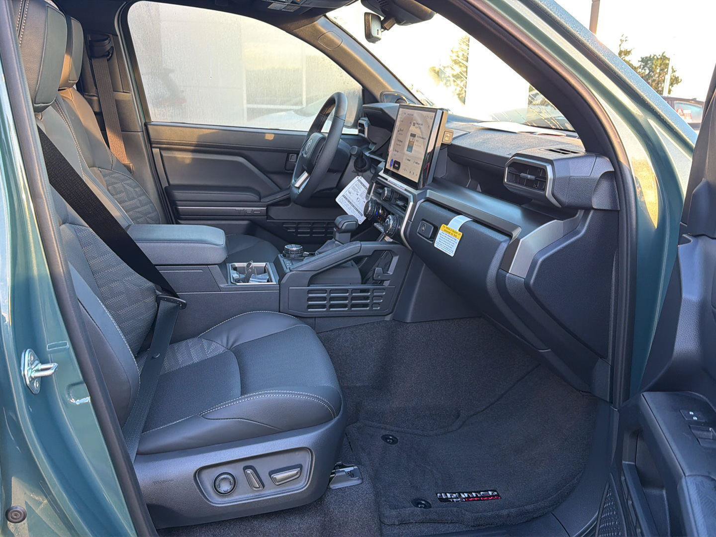 New 2026 Toyota 4Runner TRD Off-Road Premium AWD/4WD image 12