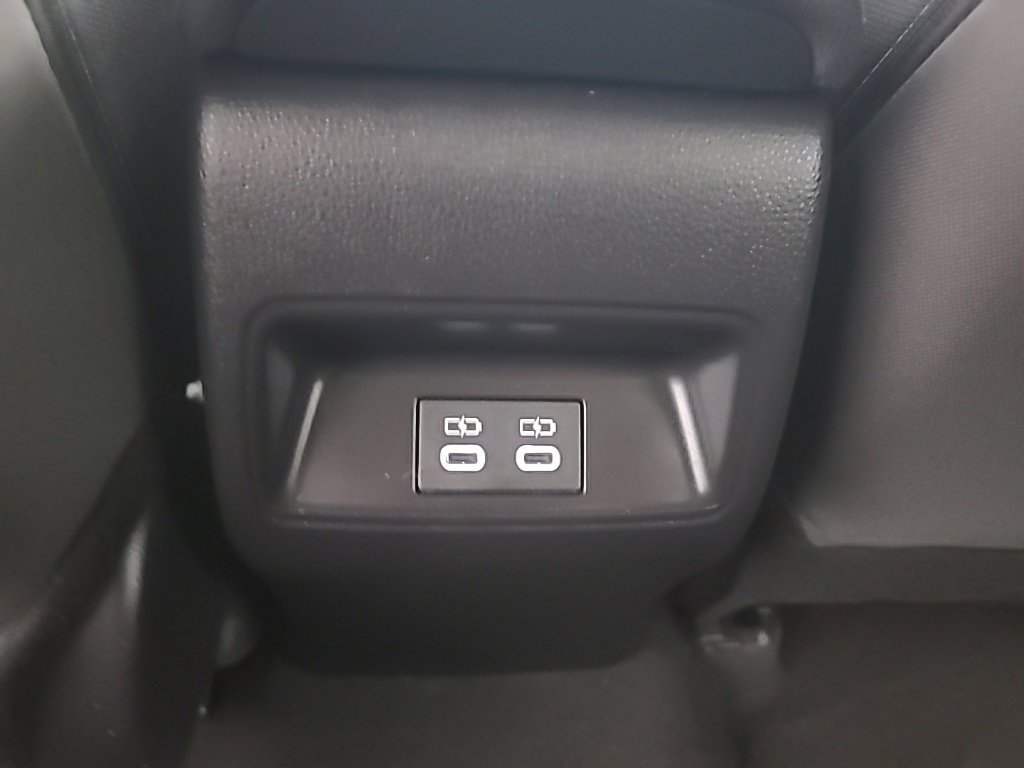 Used 2025 Toyota Corolla LE FWD image 22