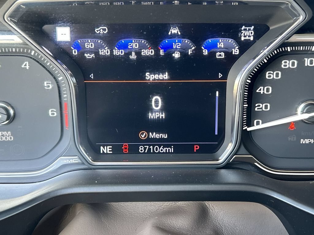 Used 2021 GMC Yukon Denali AWD/4WD image 12