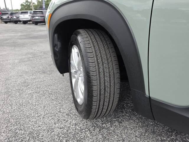 Used 2025 Chevrolet TrailBlazer LS w/ LS Convenience Package FWD image 34