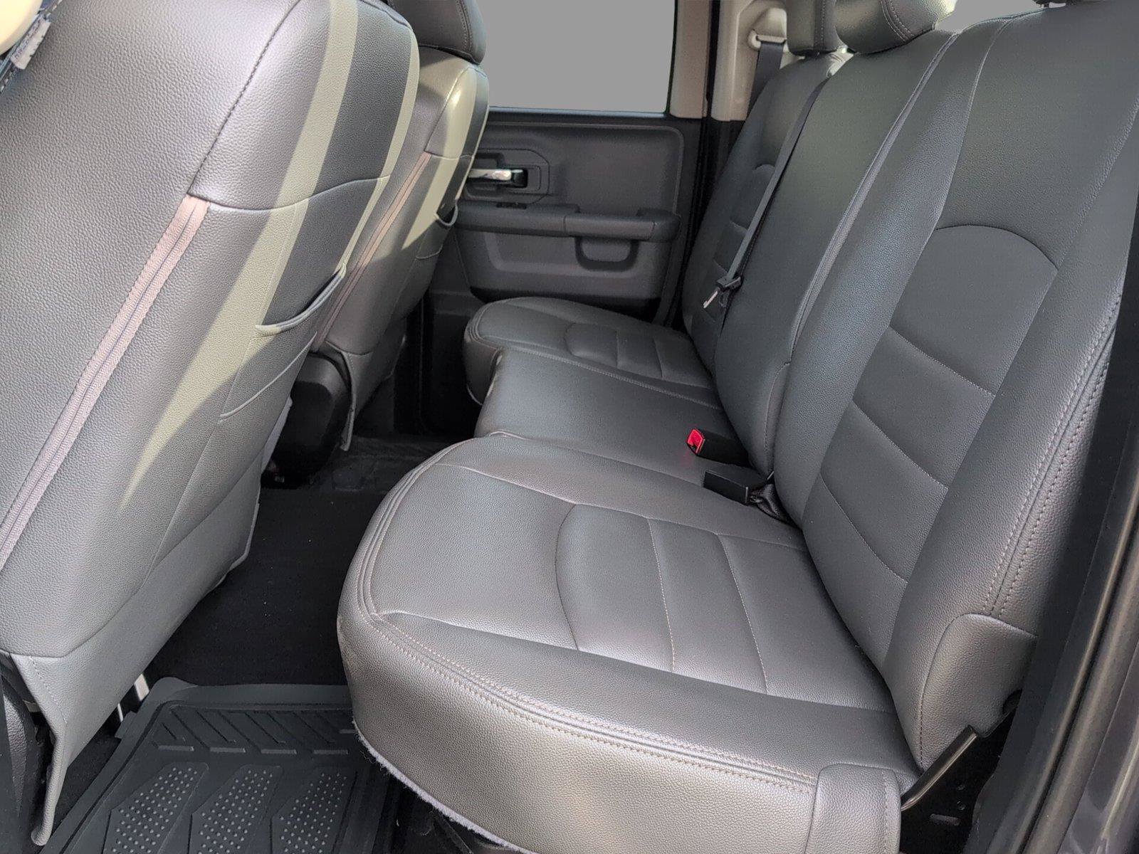 Used 2016 RAM 1500 Big Horn RWD image 32