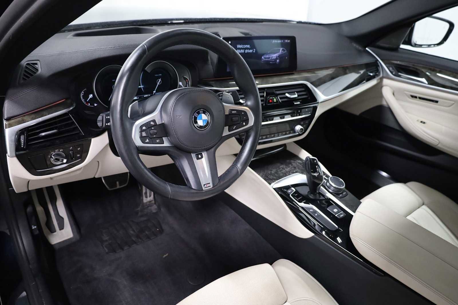 Used 2019 BMW M550i xDrive image 4