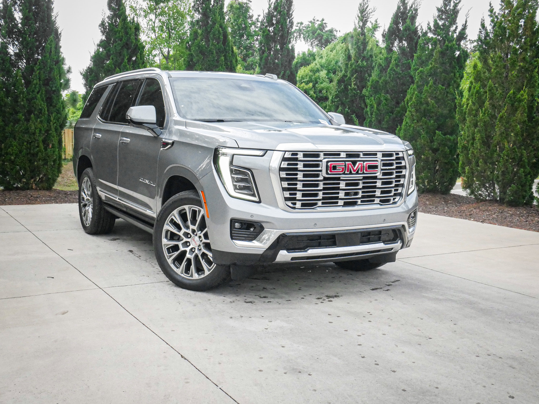 Used 2026 GMC Yukon Denali w/ Sun & Power Step Package AWD/4WD video 2