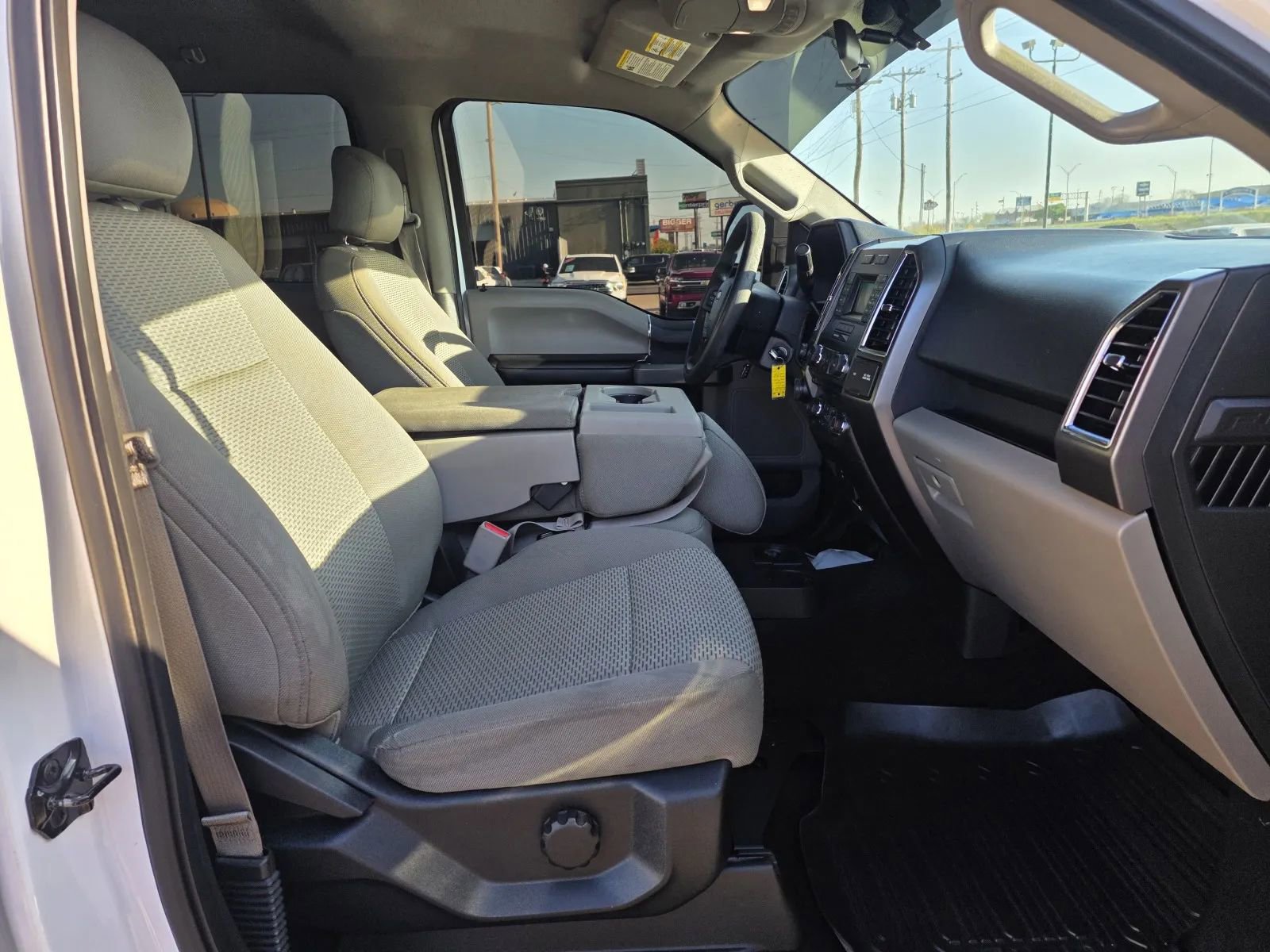 Used 2017 Ford F150 XLT w/ Trailer Tow Package AWD/4WD image 17