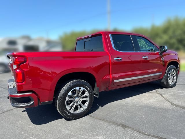 Used 2025 Chevrolet Silverado 1500 High Country AWD/4WD image 5