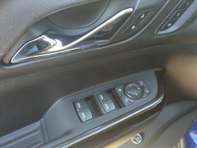 Used 2023 GMC Acadia AT4 w/ Technology Package image 6