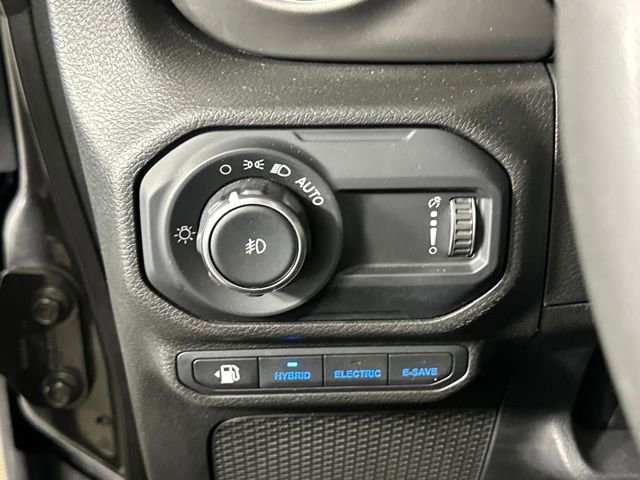 Used 2023 Jeep Wrangler Unlimited image 19