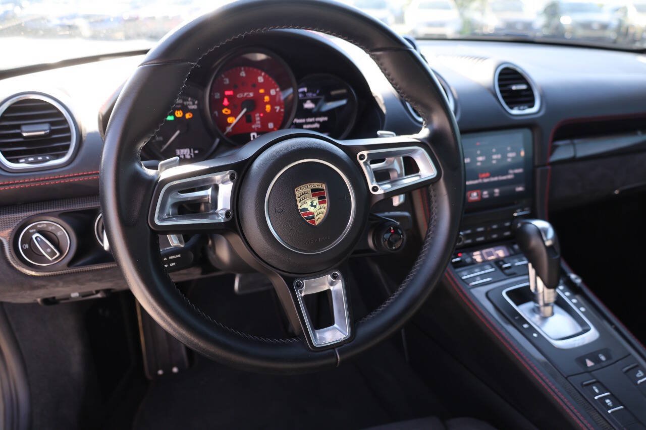 Used 2018 Porsche 718 Cayman GTS RWD image 19