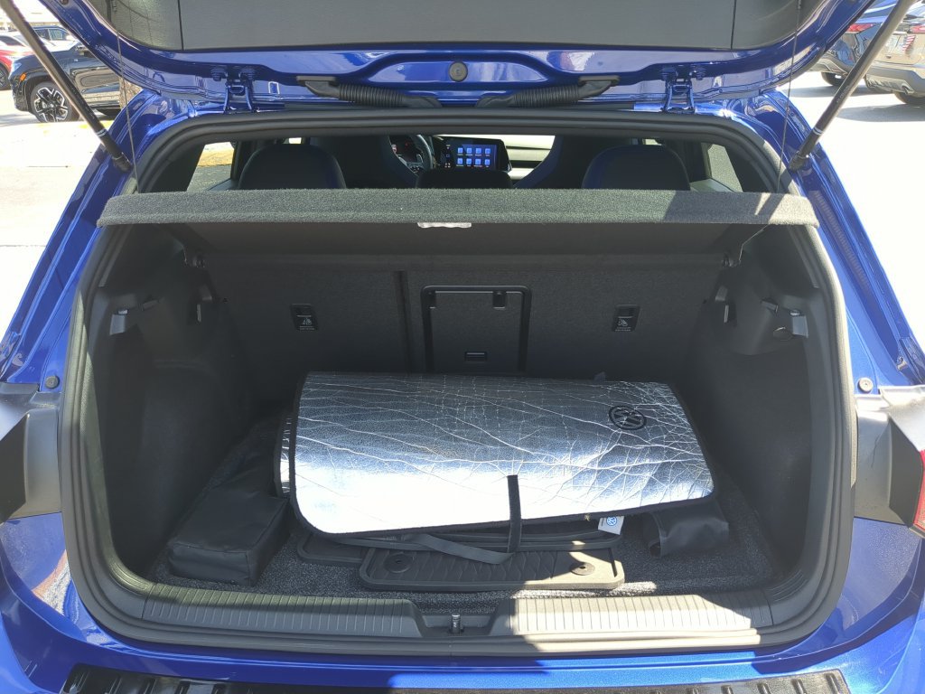 Certified 2024 Volkswagen Golf R AWD/4WD image 9