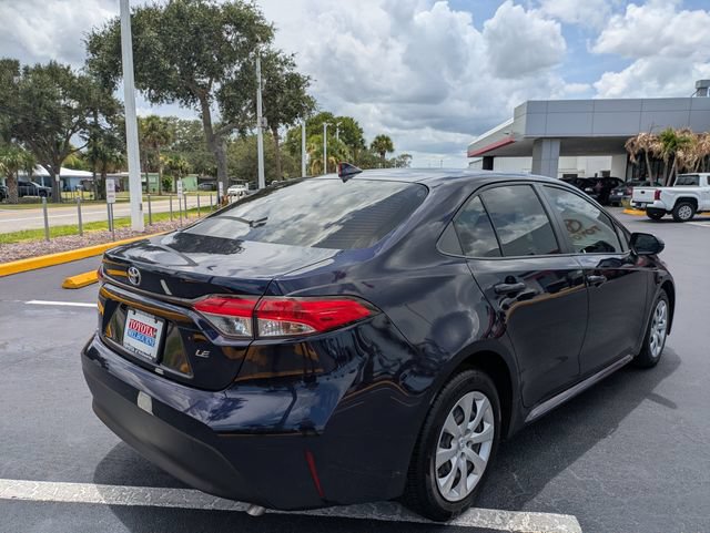 Used 2023 Toyota Corolla LE FWD image 4
