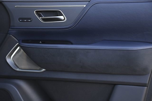 New 2026 INFINITI QX80 4WD w/ Sport Exterior Package image 36