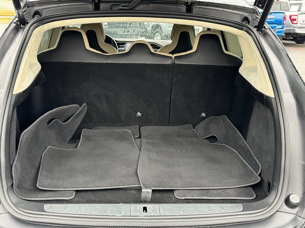 Used 2017 Tesla Model X 75D image 17