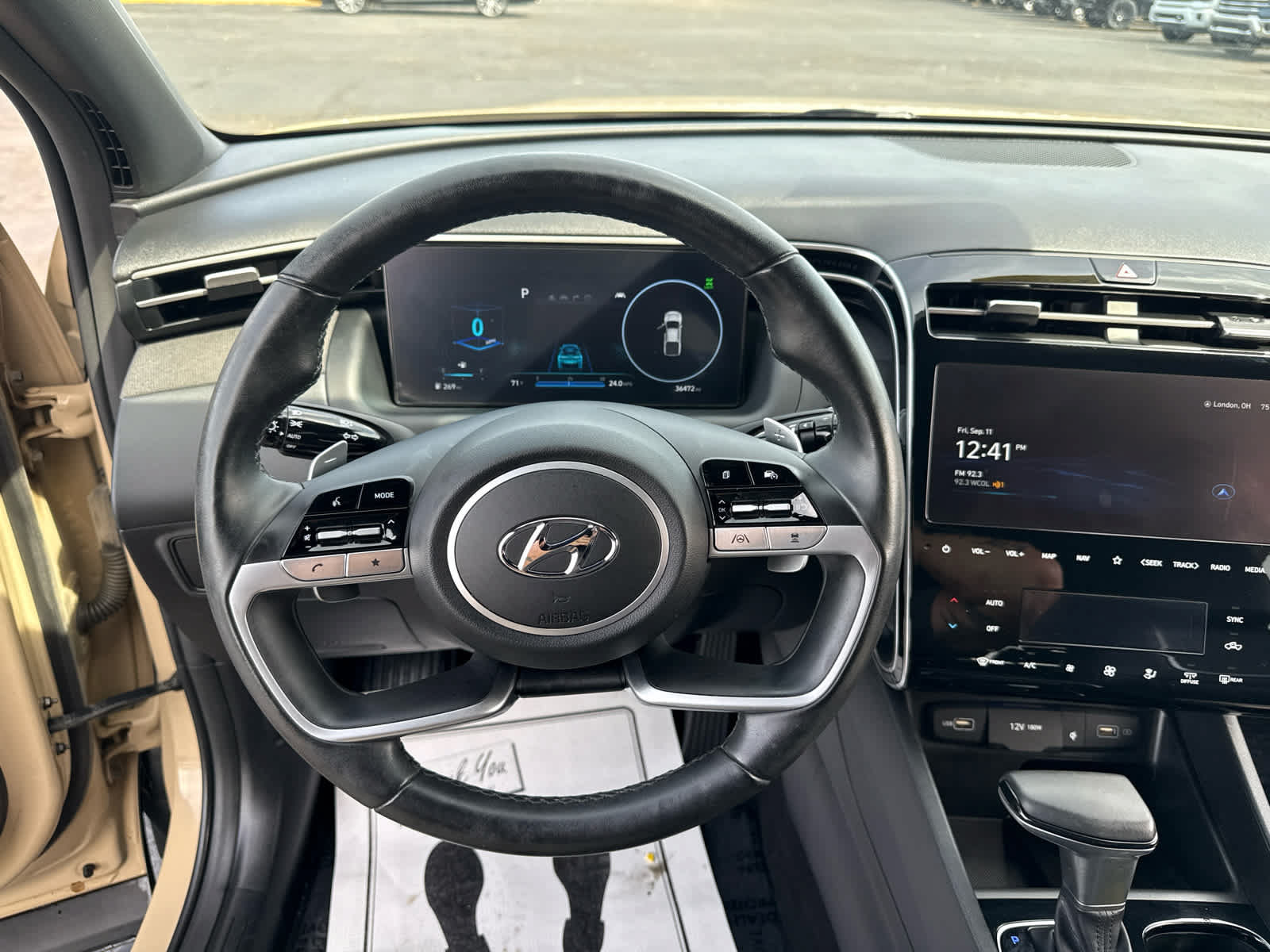 Used 2023 Hyundai Santa Cruz Limited AWD/4WD image 15