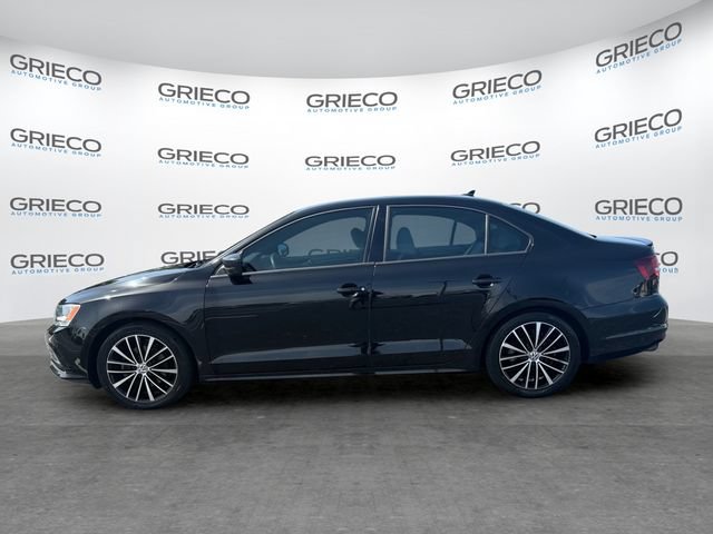 Used 2016 Volkswagen Jetta Sport FWD image 4
