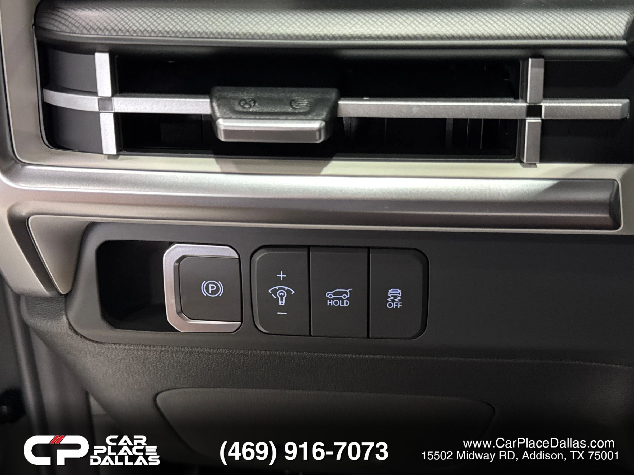 Used 2026 Hyundai Santa Fe SEL FWD image 32