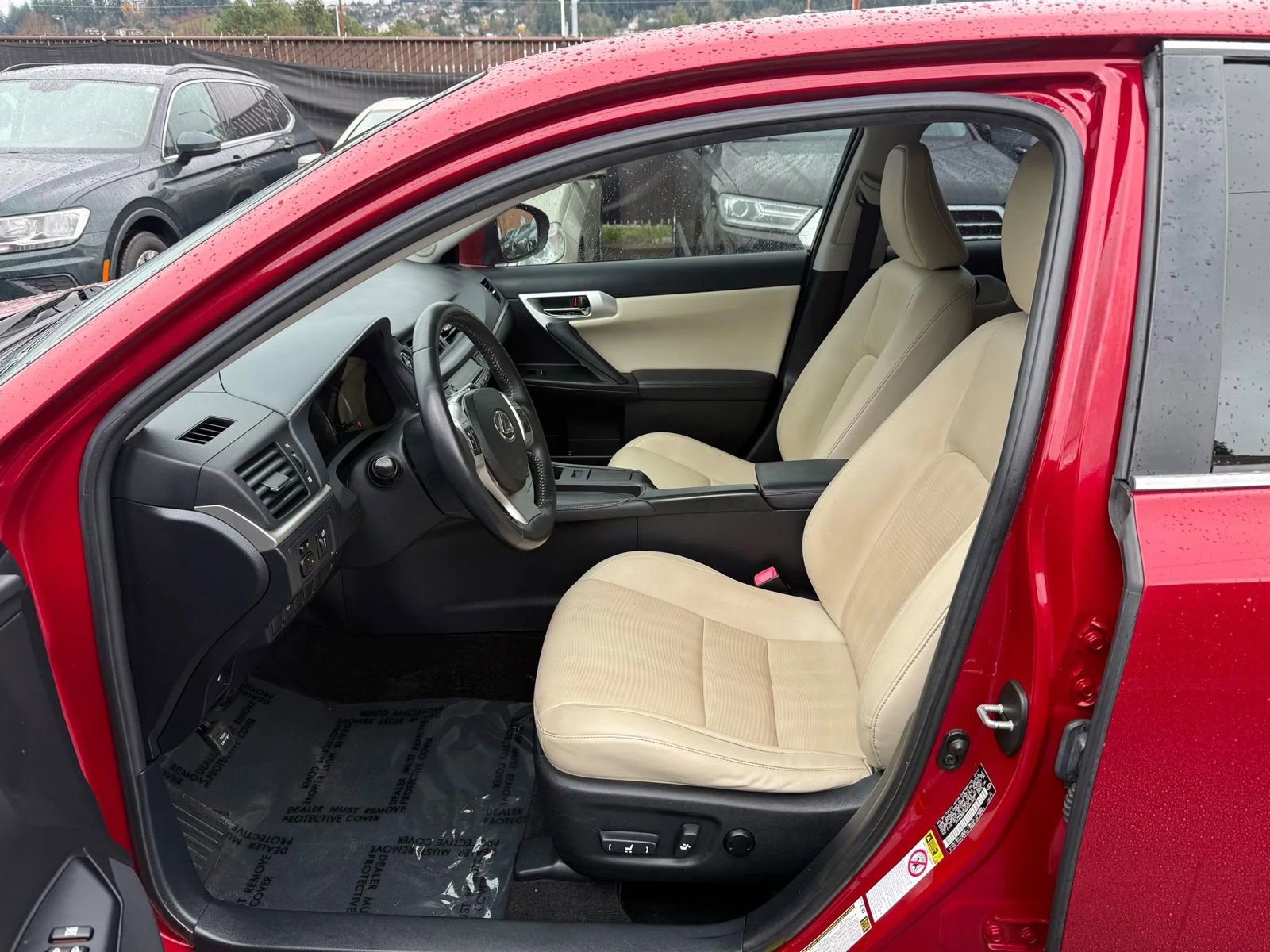 Used 2011 Lexus CT 200h Premium image 8