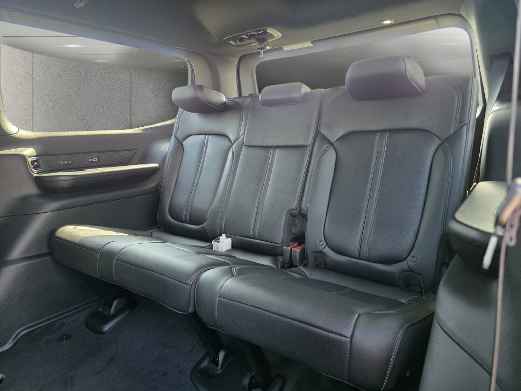 New 2026 Jeep Grand Wagoneer Limited AWD/4WD image 8