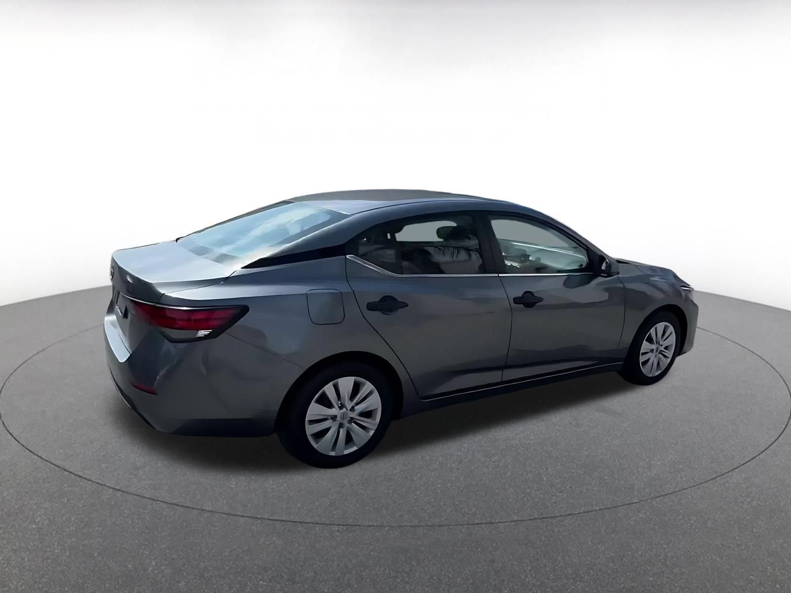 Used 2025 Nissan Sentra S FWD image 12