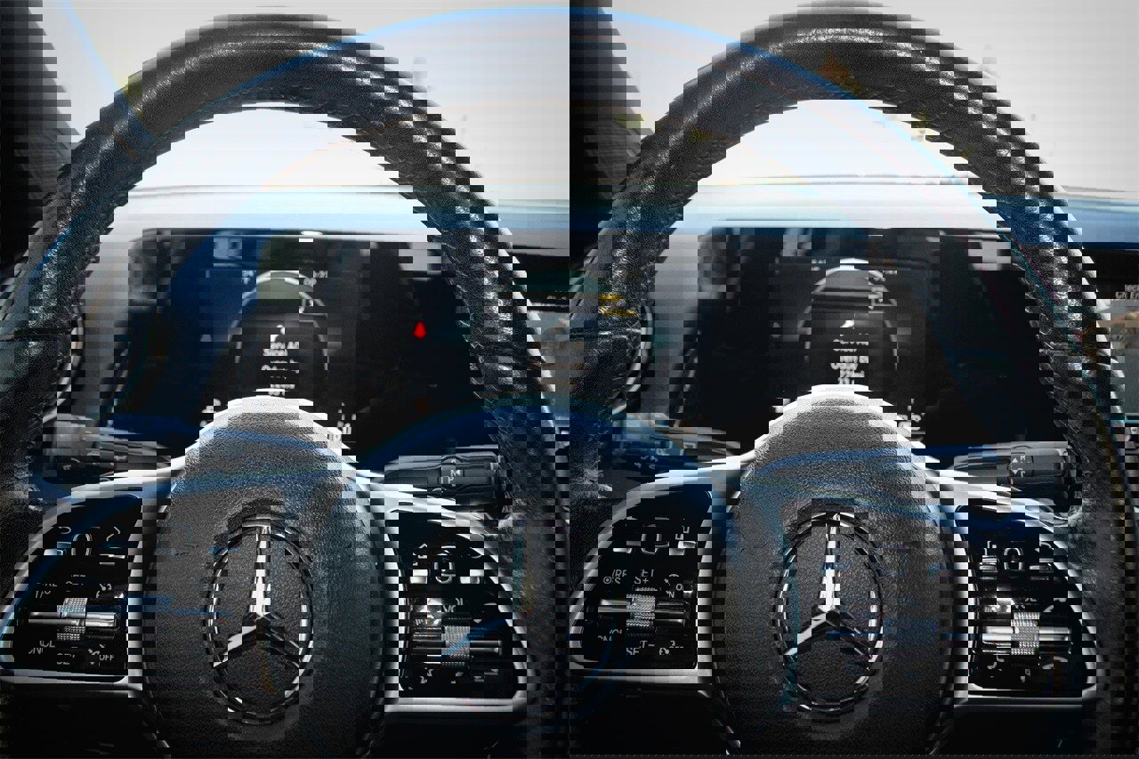 Used 2020 Mercedes-Benz GLB 250 image 25