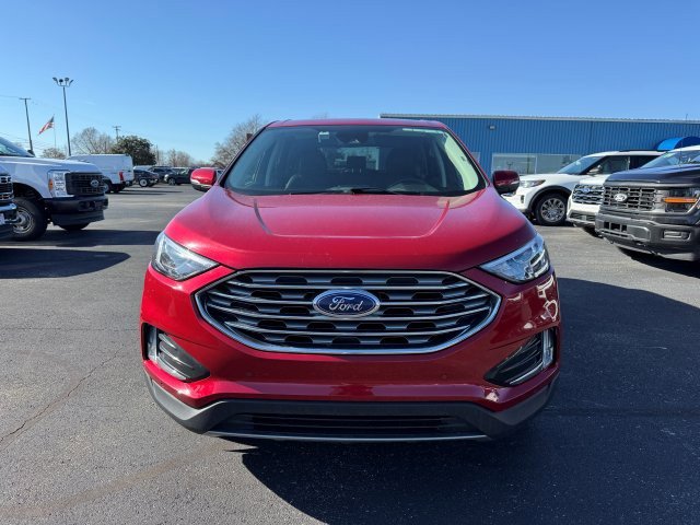 Used 2024 Ford Edge Titanium AWD/4WD image 2
