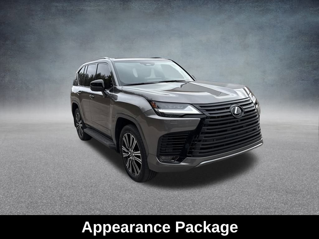 Used 2025 Lexus LX 600 4WD w/ Appearance Package image 9