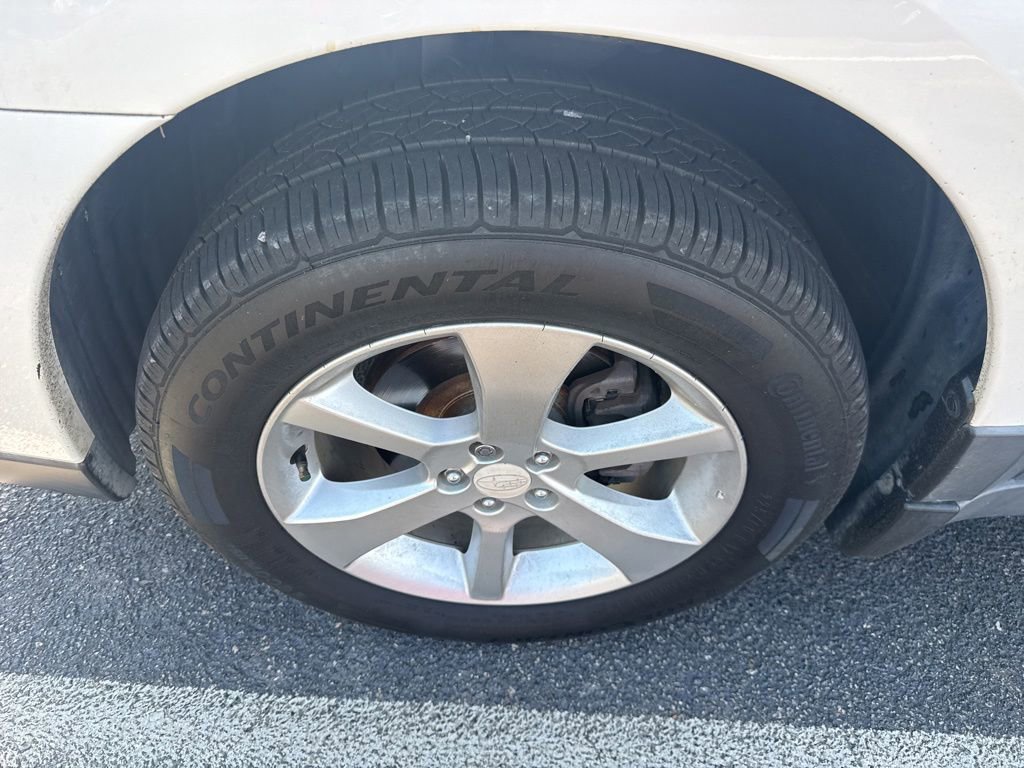 Used 2014 Subaru Outback 2.5i w/ Alloy Wheel Package AWD/4WD image 5
