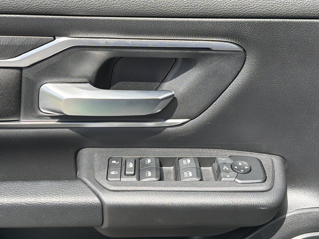 Used 2025 RAM 1500 Big Horn AWD/4WD image 21